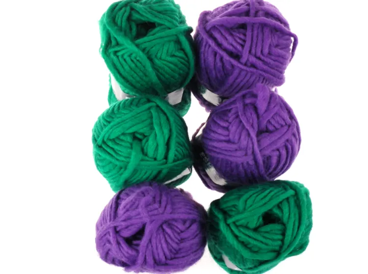 DROPS Eskimo, kolor 25 zielony i orchidea, Wełna