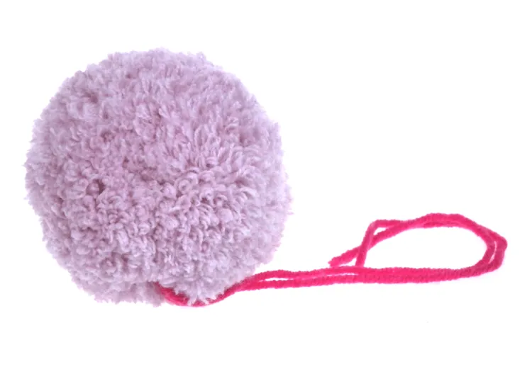 Pompon wełniany, ręcznie robiony, pudrowy róż