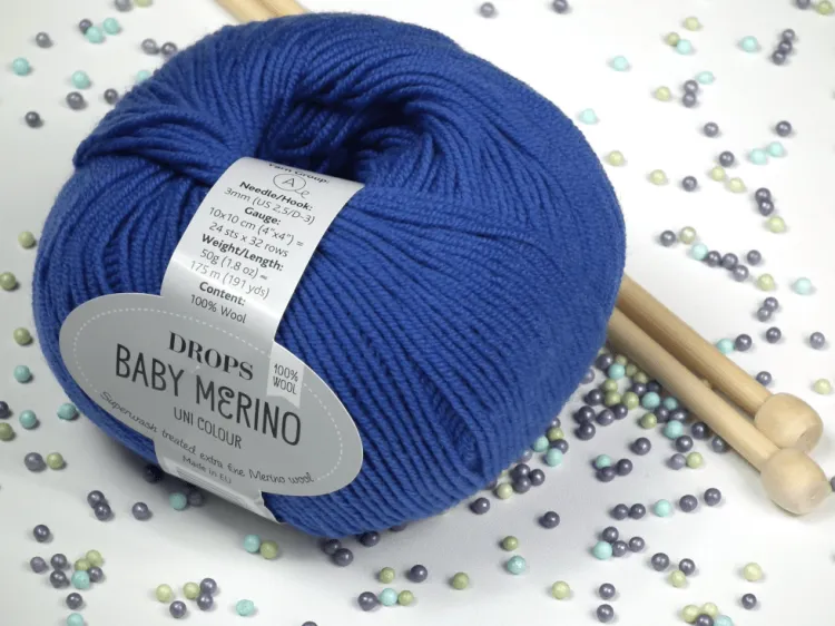 Wełna Merino, DROPS Baby Merino, kolor 33 jaskrawoniebieski
