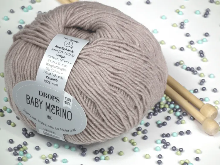 welna merino - DROPS Baby Merino - kolor 23 jasny beżowy
