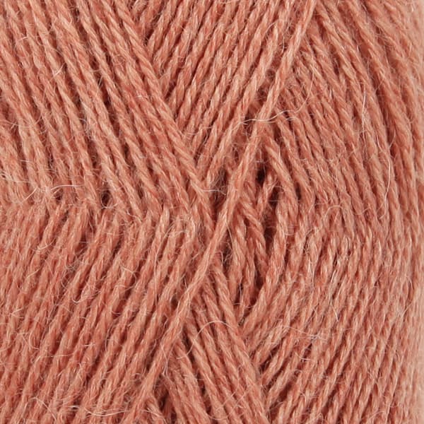 Drops Alpaca,  kolor blush ,9026