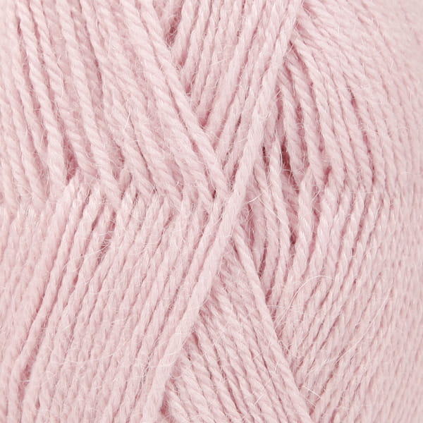 Drops Alpaca, kolor 3112 różowy z nutką beżu