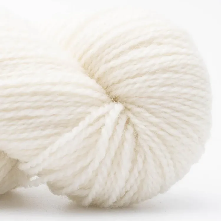 British Blue Wool, Erika Knight,  naturalny niebarwiony 01