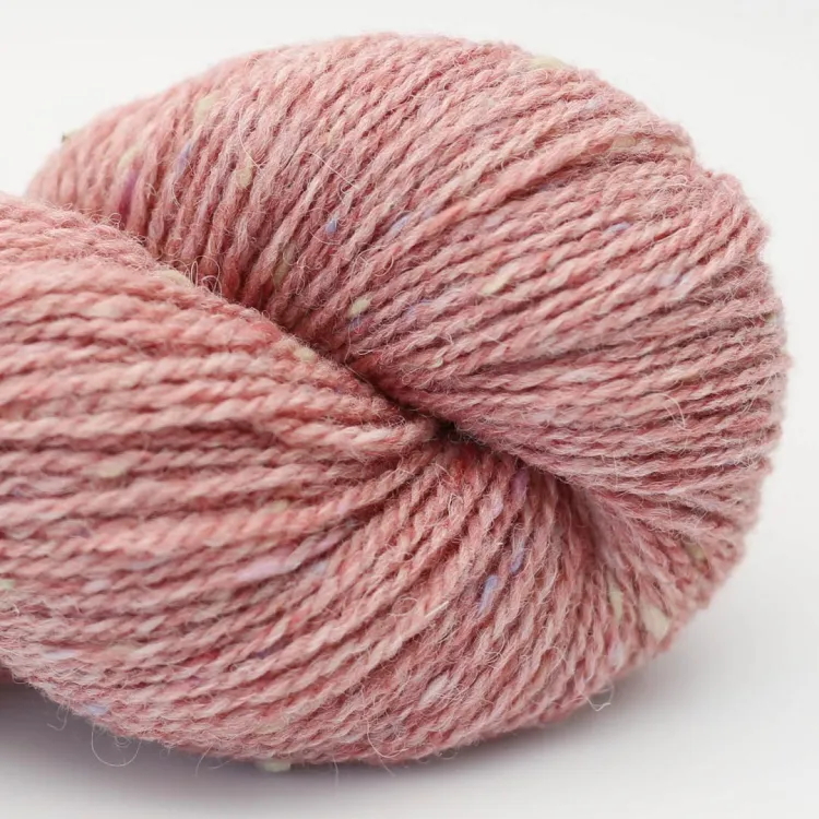 Beara Tweed, Hey Mama Wolf, 06 Fraoch mór Rosa