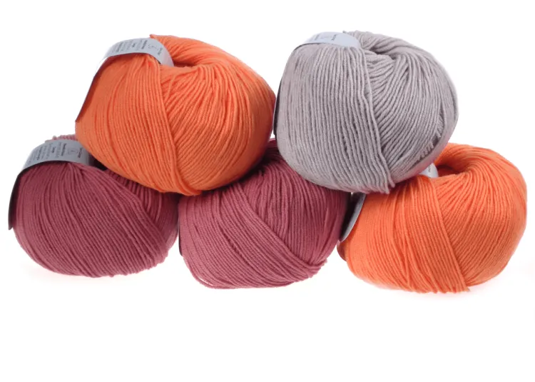 Wełna Merino, DROPS Baby Merino, 36 pomarańczowy, 46 herbaciany róż i jasny beżowy